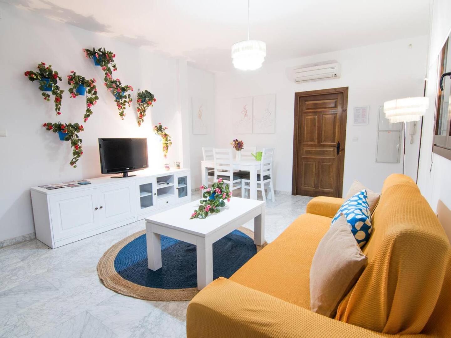 Tuguest Plaza De Gracia Apartment Granada Bagian luar foto